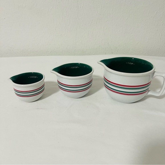 Chantal Ceramic Measuring Cups 3 Piece Set Green/White 1 Cup, 1/2 Cup, 1/4 Cup - Picture 1 of 8